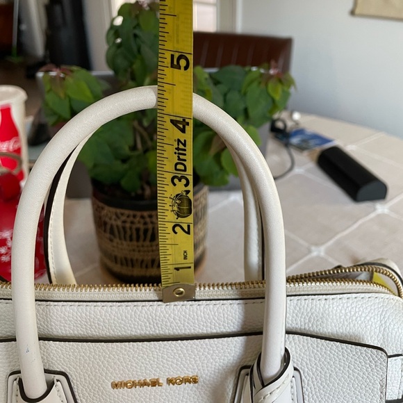 Michael Kors Mercer Pebbled Leather Satchel - Picture 10 of 13